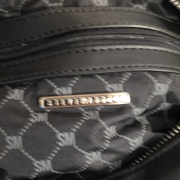 Steve Madden Black Shoulder Bag with Silver Accents - Picture 6 of 7